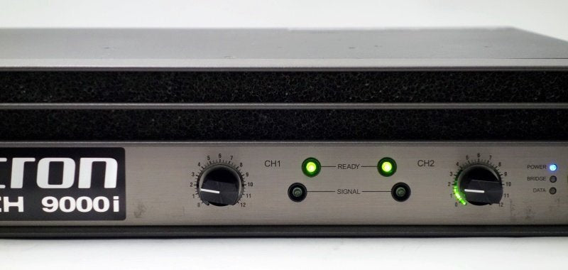 CROWN MACRO-TECH 9000i Power Amplifier [1247154962]