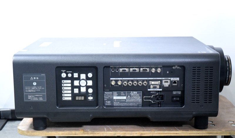 Panasonic PT-DZ21K Projector 20000lm with ET-D75LE3 Lens [o1249333698]