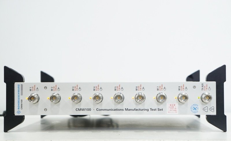 ROHDE & SCHWARZ CMW100 Radio Tester [g1179715138]