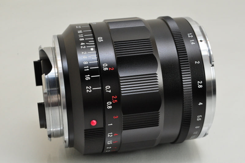 Voigtlander Nokton 35mm F1.2 Aspherical II VM Lens for Leica M [u1200376438]