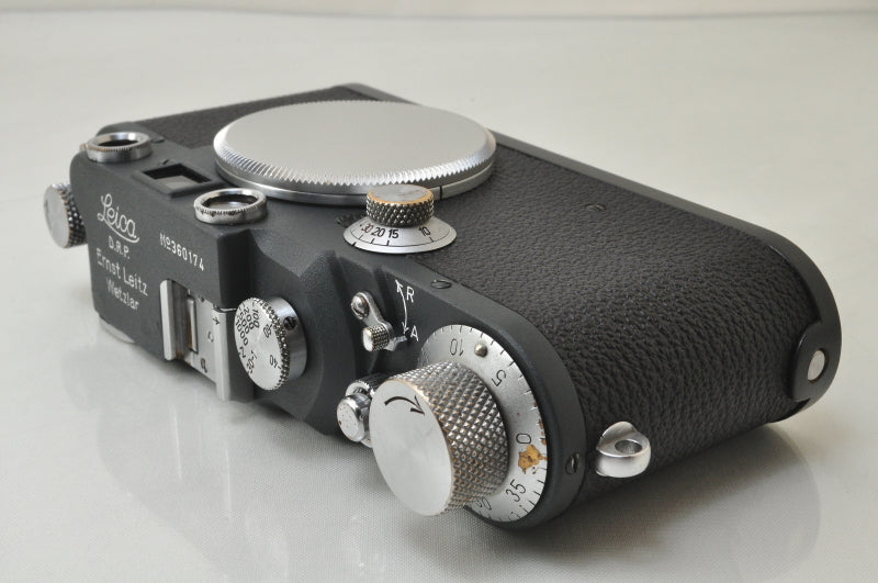 Leica IIIc Refurbished Camera [h1204810599]