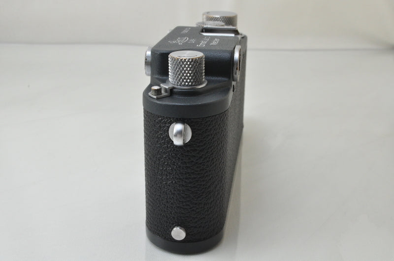 Leica IIIc Camera Refurbished Gray Specification [h1204810599]
