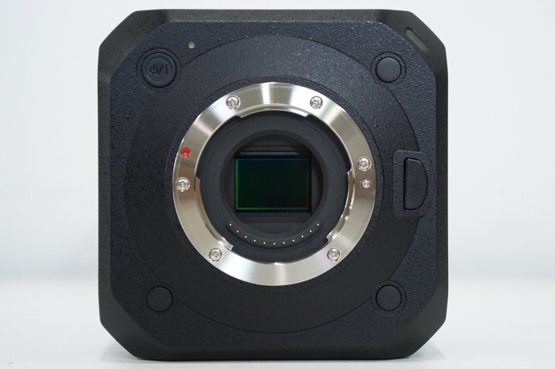 Panasonic DC-BGH1 Mirrorless Single-Lens Camera Body [g1209569177]