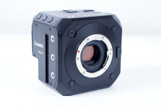 Panasonic LUMIX DC-BGH1 Mirrorless Camera Body [m1243122395]