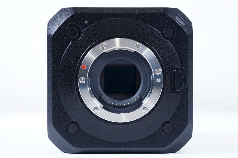 Panasonic LUMIX DC-BGH1 Mirrorless Camera Body [h1243117531]