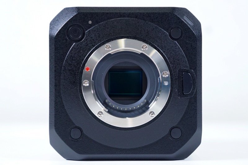 Panasonic LUMIX DC-BGH1 Mirrorless Camera Body [m1243122395]