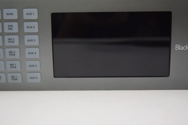 Blackmagic Design ATEM 4 M/E Broadcast Studio 4K Live Production Switcher [o1195447957]