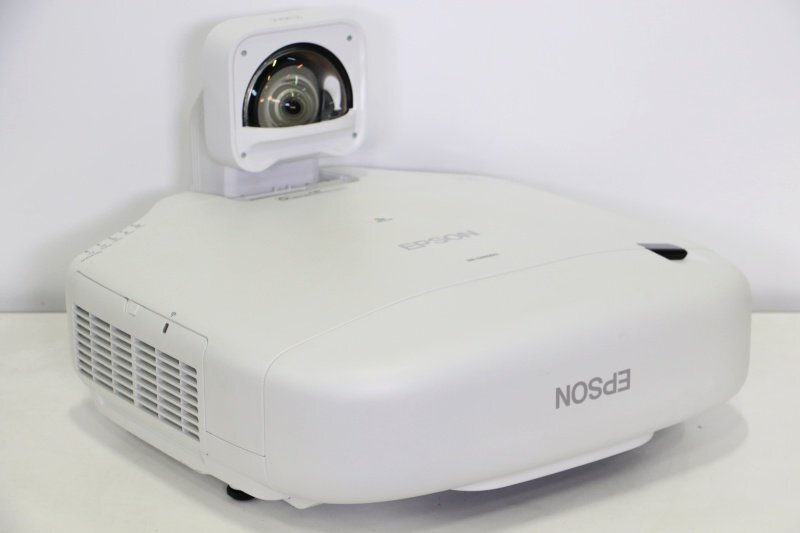 EPSON EB-G7400U Business Projector [j1195834340]