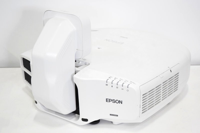 EPSON EB-G7400U Business Projector [v1198630065]