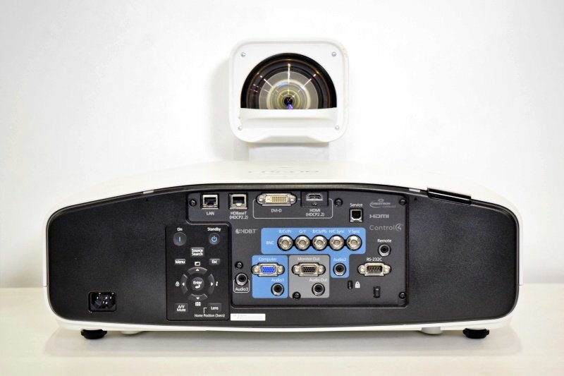 EPSON EB-G7400U Business Projector Lens ELPLX01W 5500lm [x1204026371]