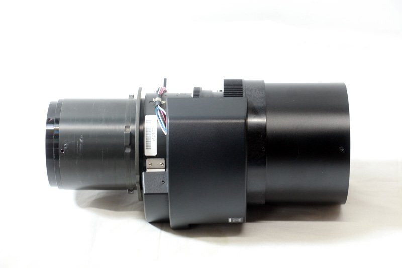 EPSON ELPLM11 Projector Lens Medium Focus [s1207279602]