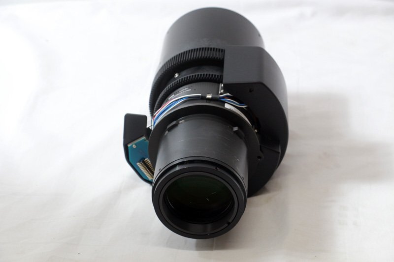 EPSON ELPLM11 Projector Lens Medium Focus [s1207279602]