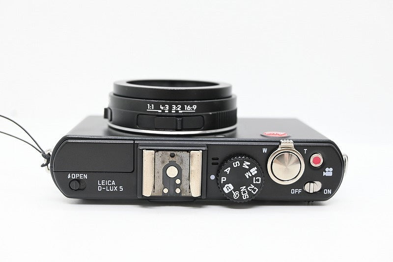 Leica D-LUX 5 Compact Digital Camera [w1217340489]
