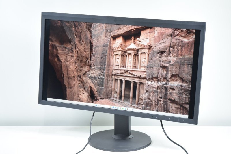 EIZO CG319X 31.1 Inch 4K Color Management LCD Monitor [q1217583804]