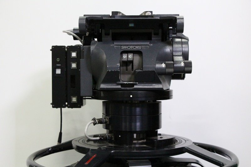 Shotoku TE-21VR Dutch Head and TP-70VR Pedestal Broadcast Camera Support [d1219817841]