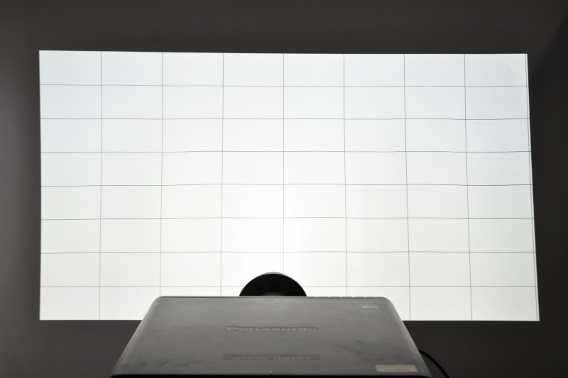 Panasonic PT-RZ690JLB DLP Projector 6000lm [x1247567668]