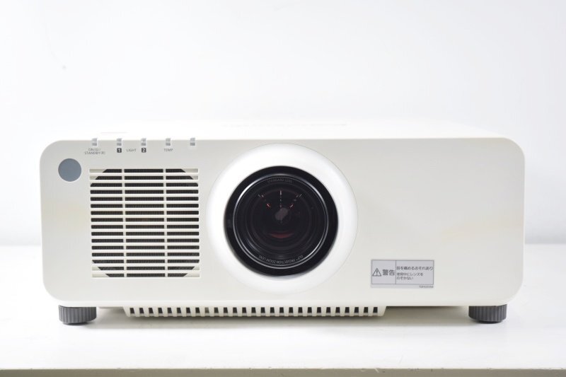 Panasonic PT-RZ670JW DLP Projector 6500lm Used 6476 hours [b1247720503]