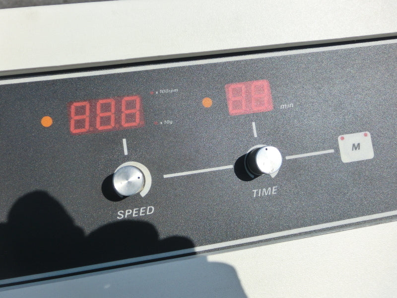KOKUSAN H-700 Centrifuge Small Centrifuge Separation 5000 RPM 100V 50/60Hz [l1134125652]