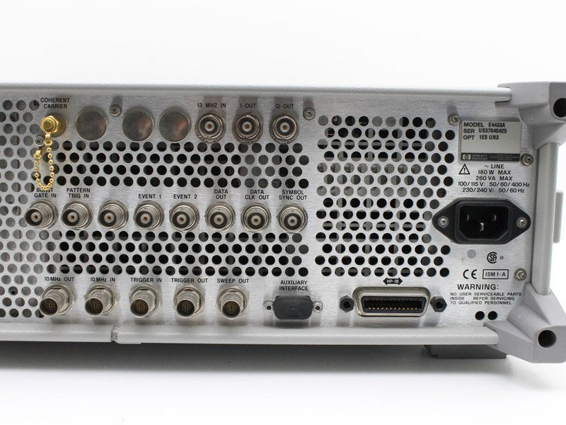 Hewlett Packard HP E4433A Signal Generator 250kHz-4GHz [j1182125907]