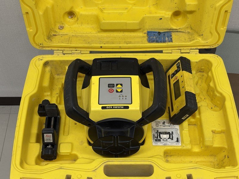 Leica Geosystems Rugby 620 Rotating Laser Level with RE160 Receiver and Vice [e1213588533]