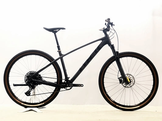 Trek Marlin 8 2023 Mountain Bike SRAM SX Hydraulic Disc 29er Size ML Matte Black [t1219266067]