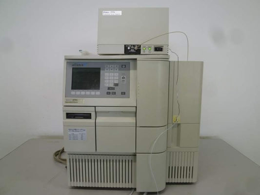 Waters 2996 PDA Detector and 2795 Alliance HPLC System [o1226758477]