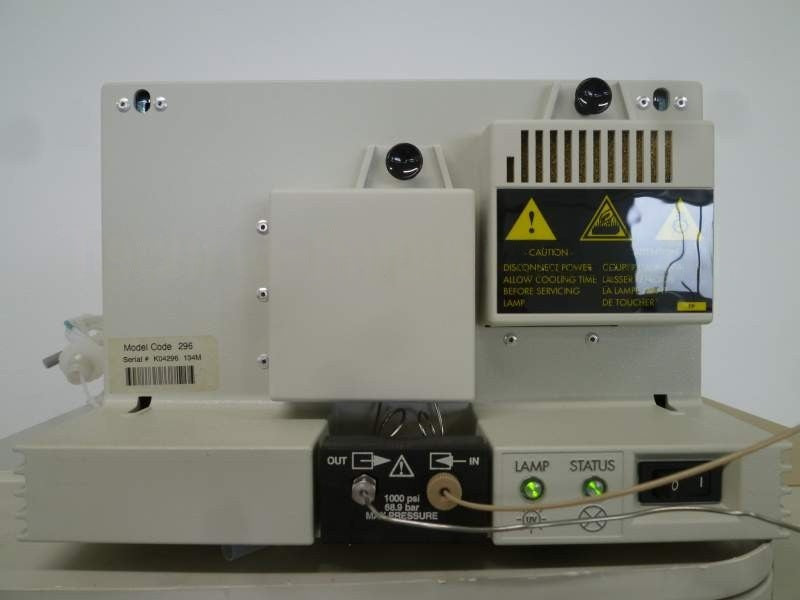 Waters 2996 PDA Detector and 2795 Alliance HPLC System [o1226758477]