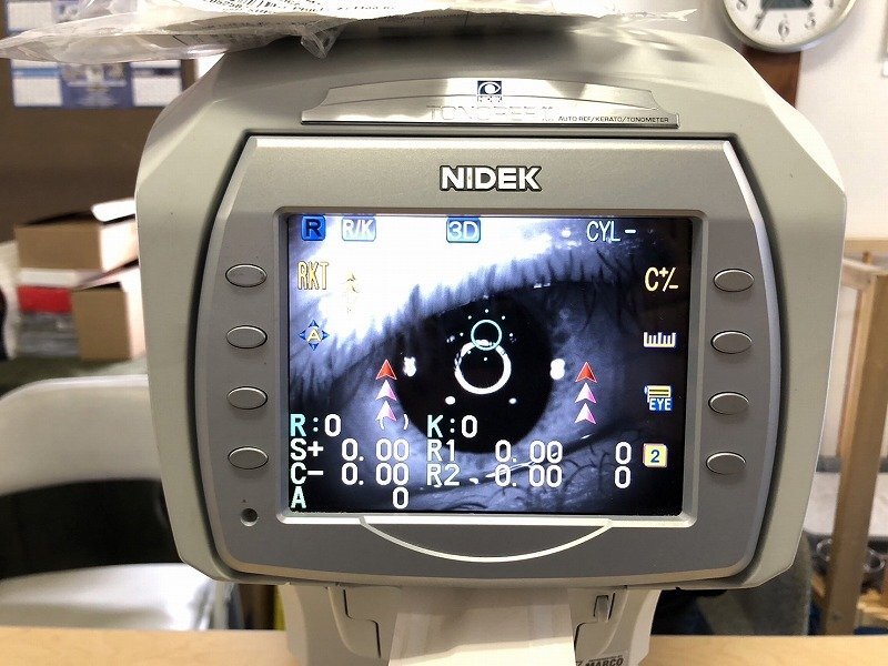 Nidek TONOREF II Autorefractor Keratometer [q1242394182]