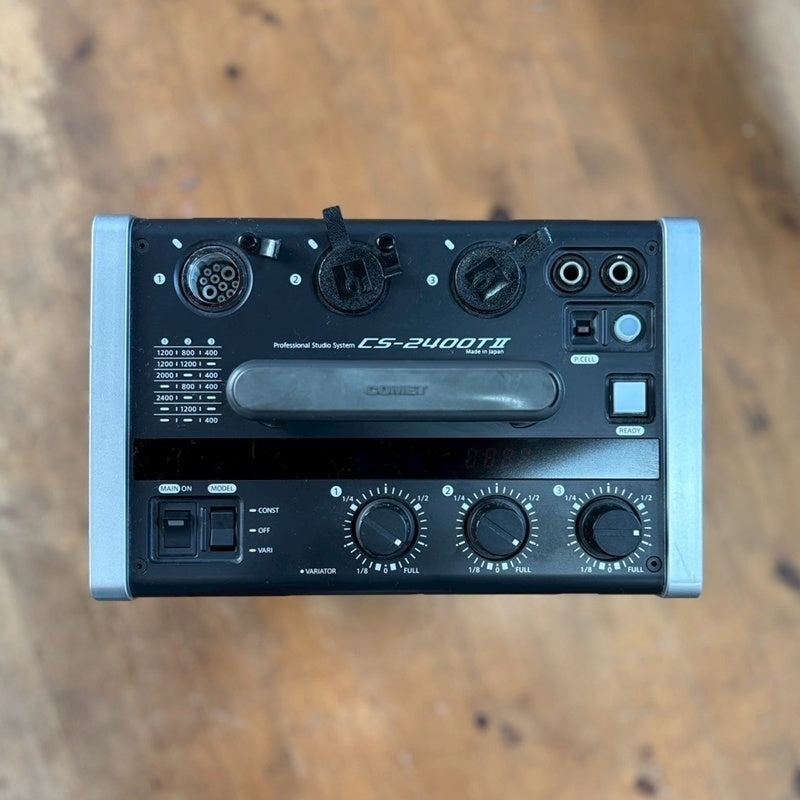 Fukuoka T COMET CS-2400TII Generator Power Supply Strobe Flash Camera Lighting [q1193005025]