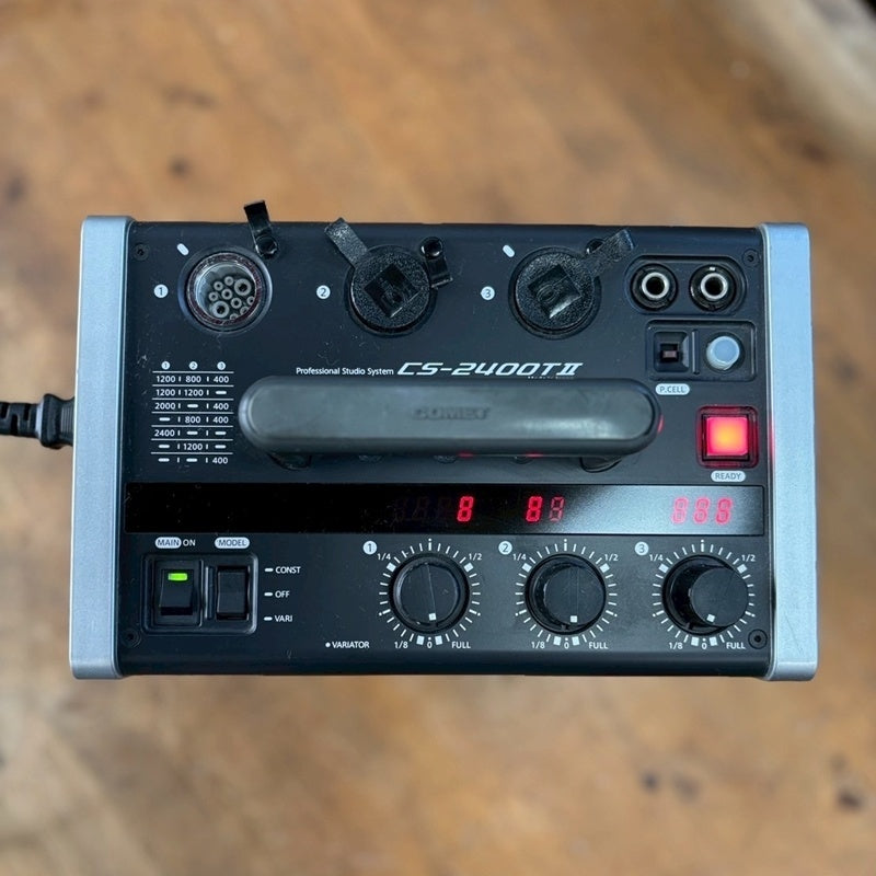 Fukuoka T COMET CS-2400TII Generator Power Supply Strobe Flash Camera Lighting [q1193005025]