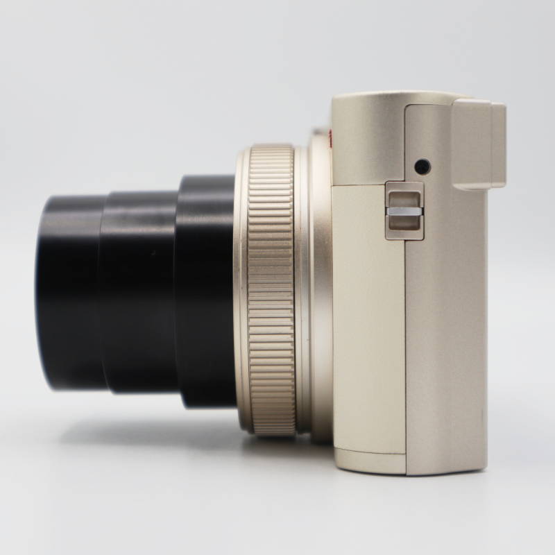 Leica C-LUX 1546 Compact Digital Camera Light Gold 20MP Genuine Battery Protector Included [e1207395960]