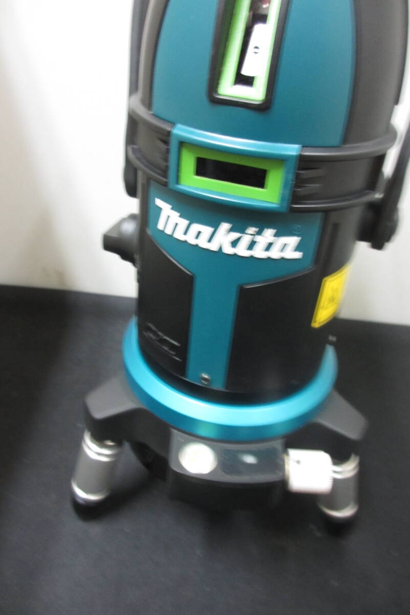 Makita SK507GD Laser Level Optical Measuring Instrument with Case [j1249979738]