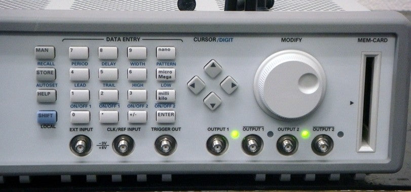 Agilent 81130A 81131A Pulse Pattern Generator 400MHz 2CH [1061675596]