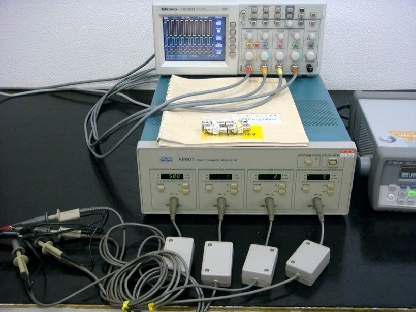 Tektronix A6907 Isolator 4CH DC-60MHz with Probes [1103760492]