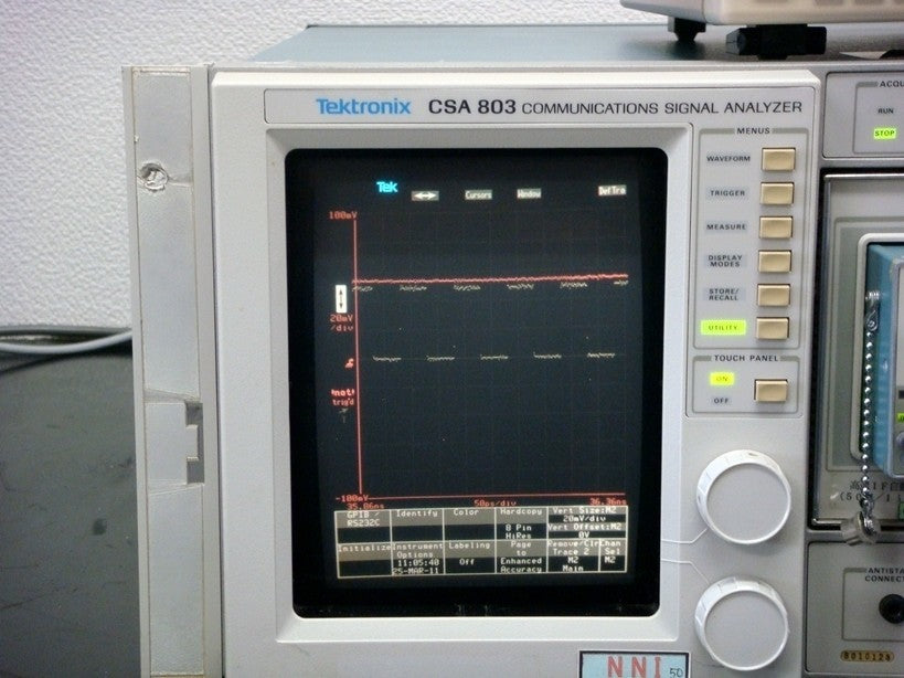 Tektronix CSA803 Digital Oscilloscope Mainframe [g1103769184]