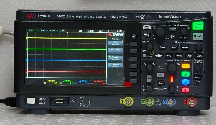 Keysight DSOX1204A 70M 4ch Oscilloscope with 4 Probes (2 New) 7 Probes Total [z683514036]