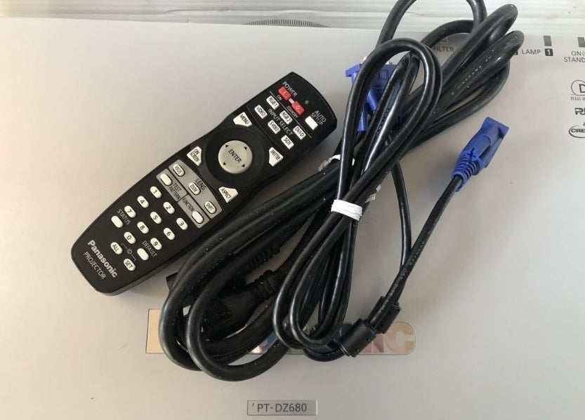 Panasonic PT-DZ680S Projector 6000lm HDMI [s1209193527]