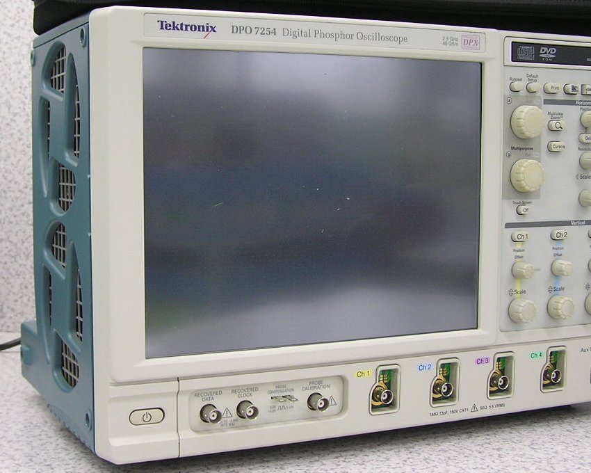 Tektronix DPO7254 Digital Phosphor Oscilloscope [q1208285646]