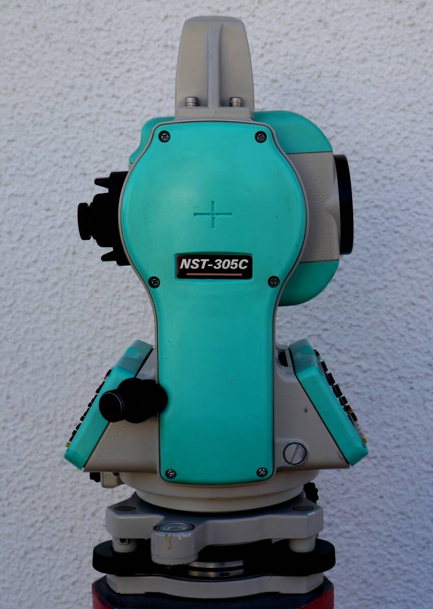 Nikon NST-305C Total Station with Dual-Sided Monitor [n1247564343]