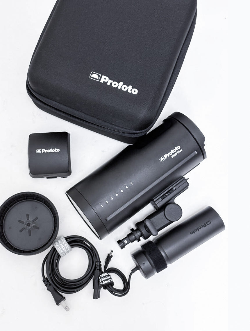 Profoto B10x Plus with Case Strobe Lighting [g1242806591]