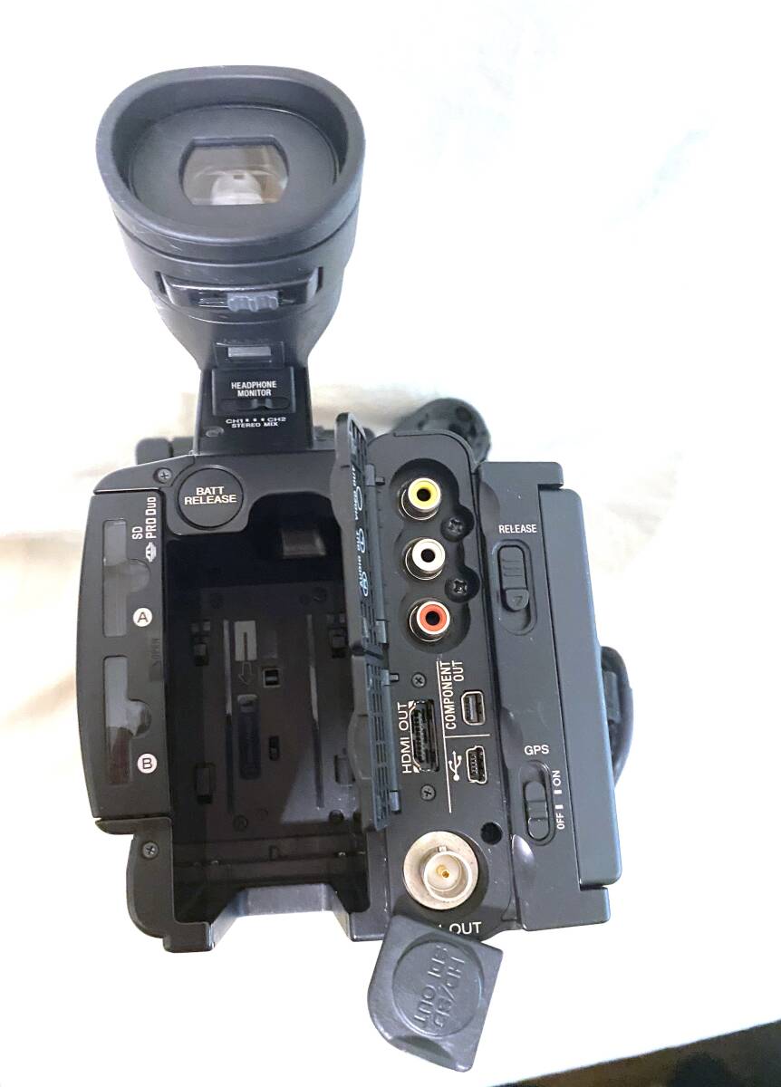 SONY HXR-NX5J NXCAM Camcorder [1185297256]