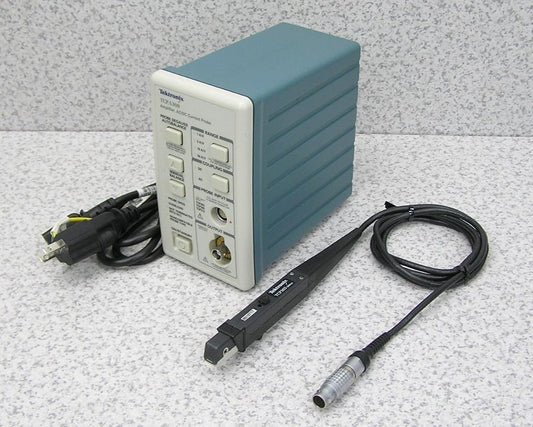 Tektronix TCPA300 Current Probe Amplifier + TCP305 Current Probe 50MHz Band 50A AC/DC [k1207805954]