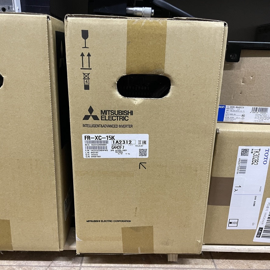 Mitsubishi Electric FR-XC-15K Multifunction Regenerative Converter (open box) [b1229585765]
