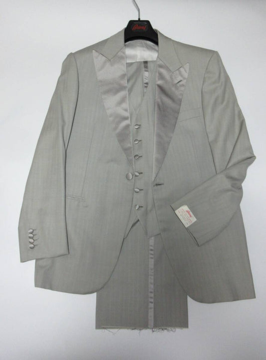 Brioni 3-piece tuxedo suit, new and unused, with tag, size 50, original price ¥714.000, formal wear [m1138328659]