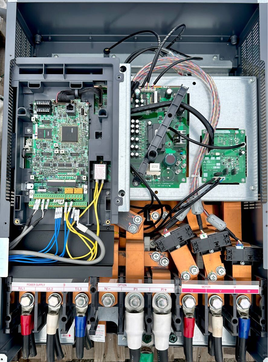 Mitsubishi FR-A820-90K-1 Inverter FR-A800 Series 90kW 346A [u1200526850]