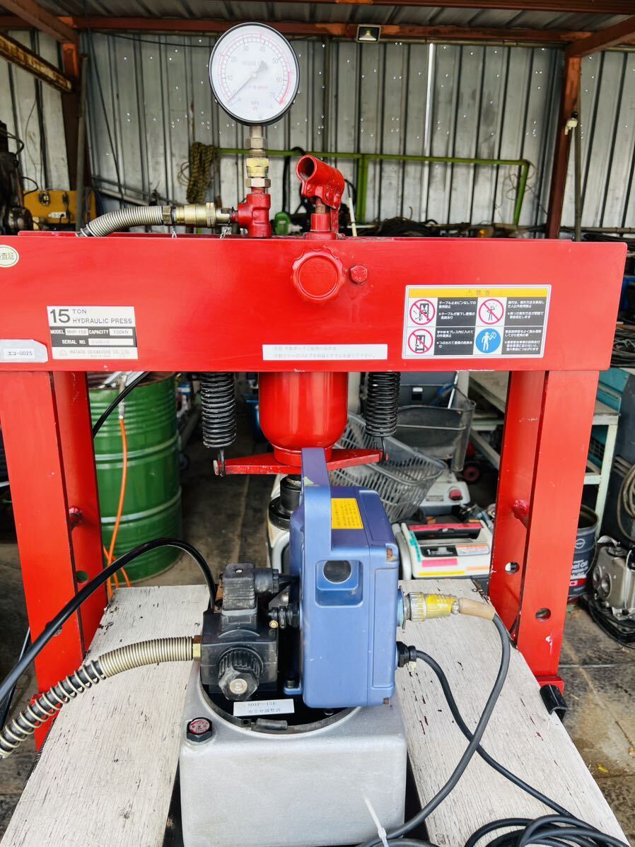 HYDRAULIC PRESS [j1134929245]