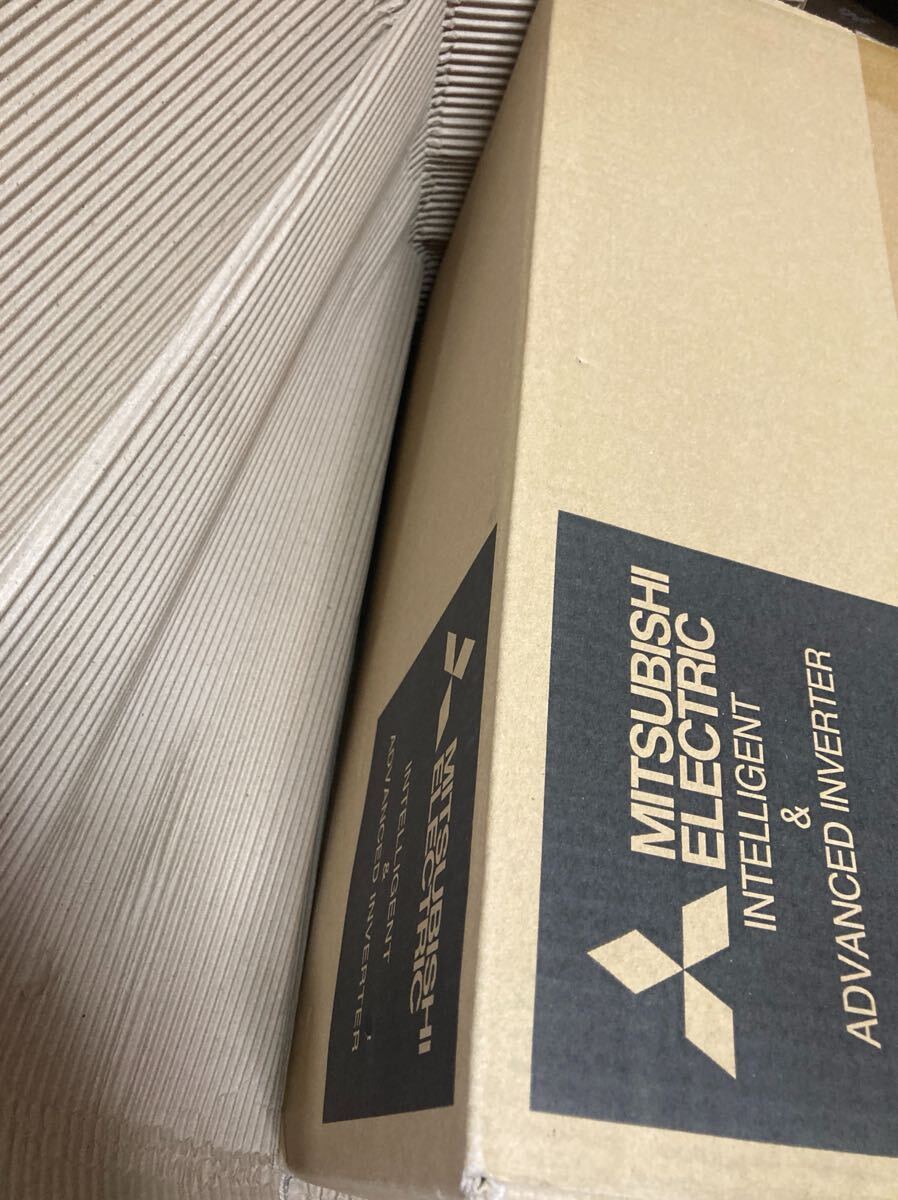 Mitsubishi Electric FR-A820-22K-1 Other (open box) [r1249838354]