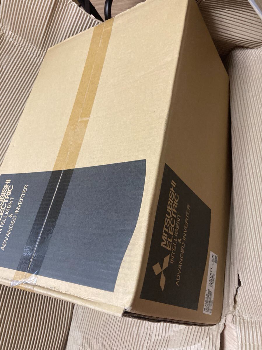 Mitsubishi Electric FR-A820-22K-1 Other (open box) [r1249838354]