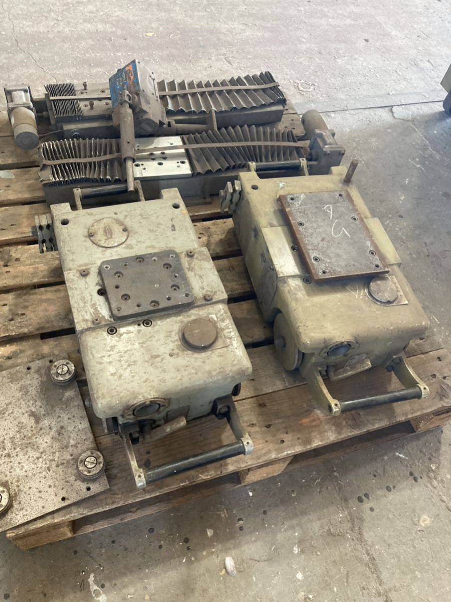 Daihen CR-64 Submerged Arc Welding Carriage 2 Units with 3 Rails [c1085041904]