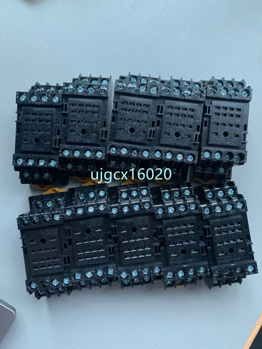 OMRON PYFZ-14-E Surface Connection Socket Set of 500 Pieces [n1096848275]